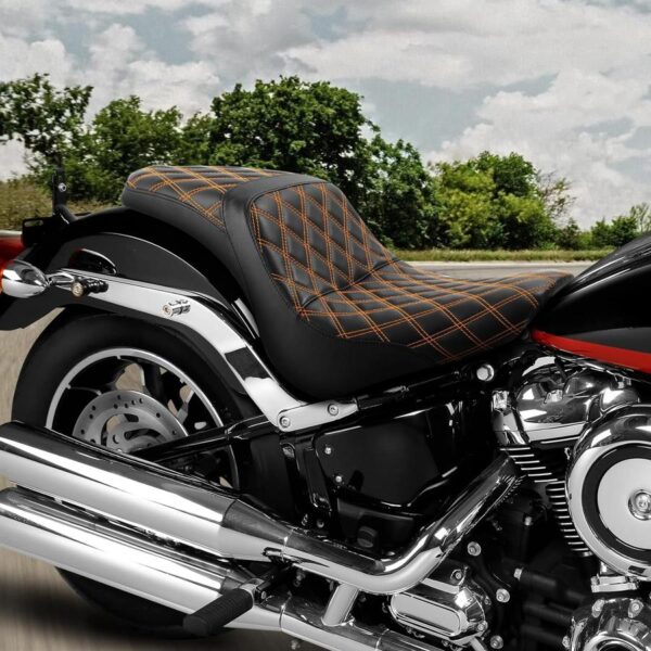 <span style="color: #ffffff;">Jok Driver Passenger Seat Fit for Harley Softail Low Rider 2018 up</span>